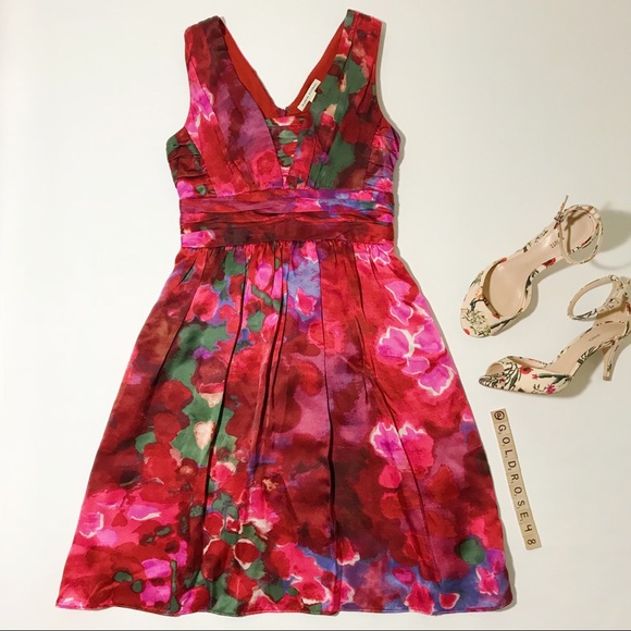 Banana Republic Dresses & Skirts - Banana Republic Watercolor Floral silk dress